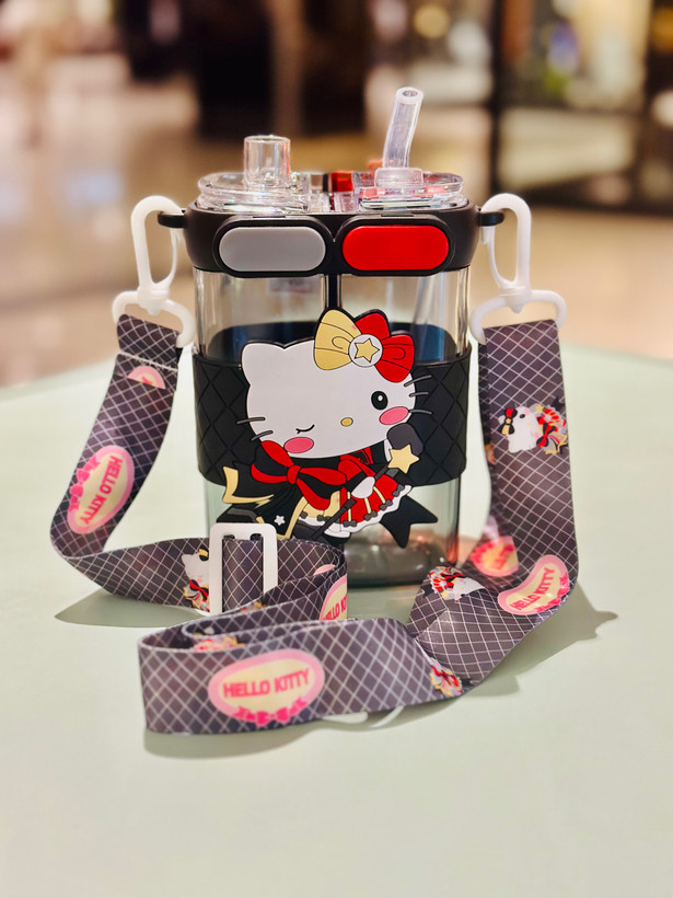 قمقمه دو مخزنه هلو کیتی مدل بند دار