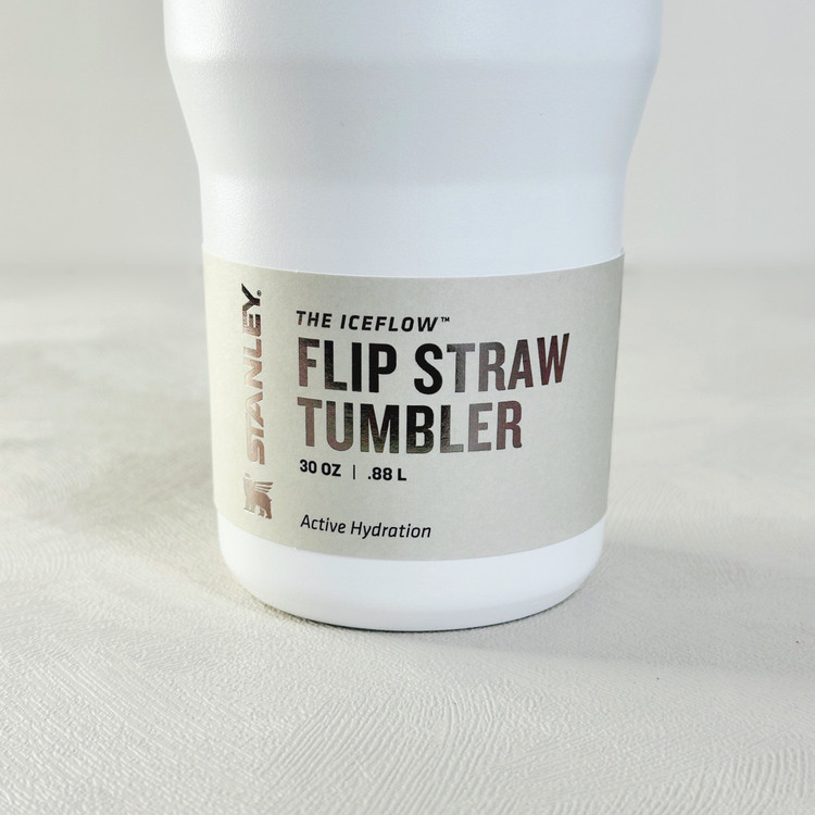 تامبلر اورجینال 0.88 لیتری نی دار استنلی مدل FLIP STRAW TUMBLER